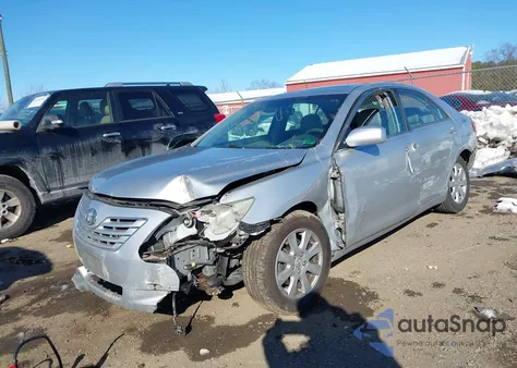 2007 Toyota Camry Xle V6 z USA, uszkodzony, nr VIN 4T1BK46K87U052946